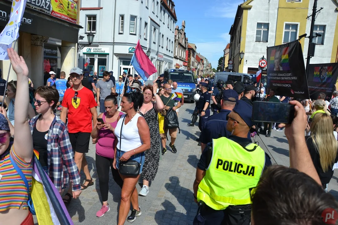 Marsz Równości i kontrmanifestacje w Rawiczu