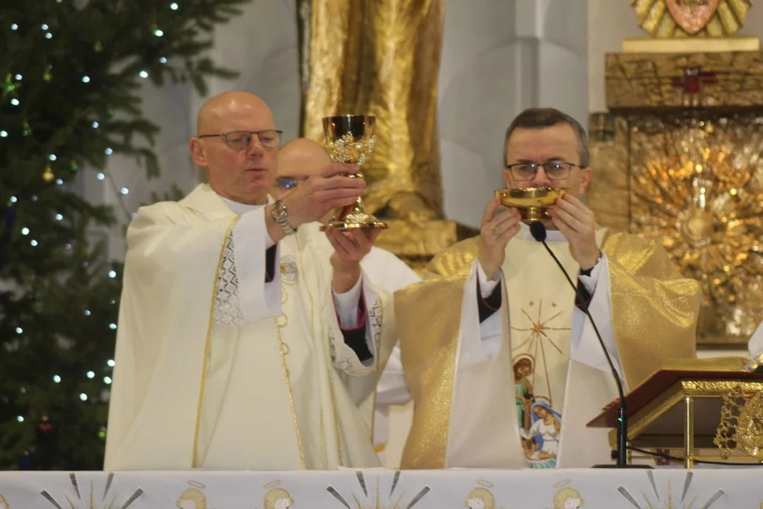 Franciszkanie w Jarocinie rozpoczęli świętowanie 90-lecia z biskupem kaliskim