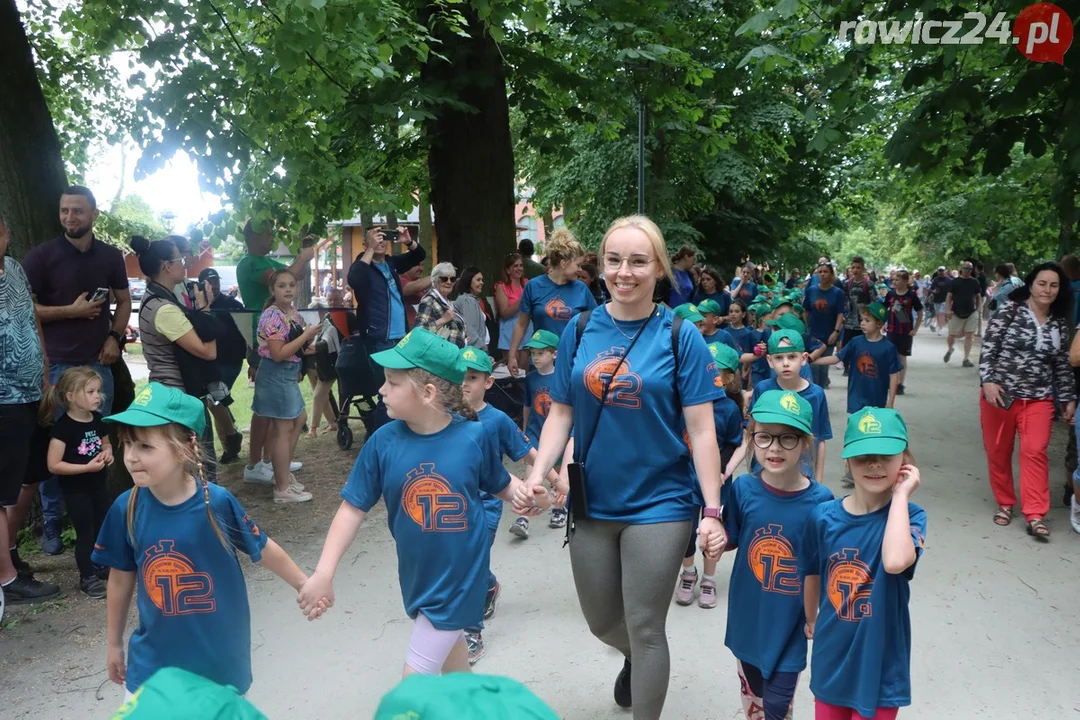 Rawicki Festiwal Sportu 2024. Nordic Walking i Bieg przedszkolaków