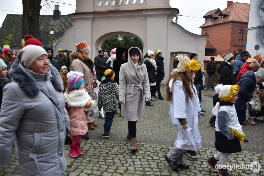 "W jasełkach leży" - Orszak Trzech Króli na ulicach Gostynia