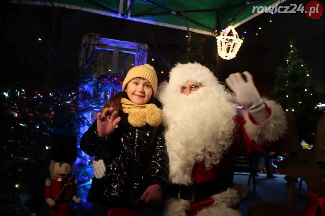 Spotkanie ze Świętym Mikołajem na Rawickim Jarmarku Bożonarodzeniowym