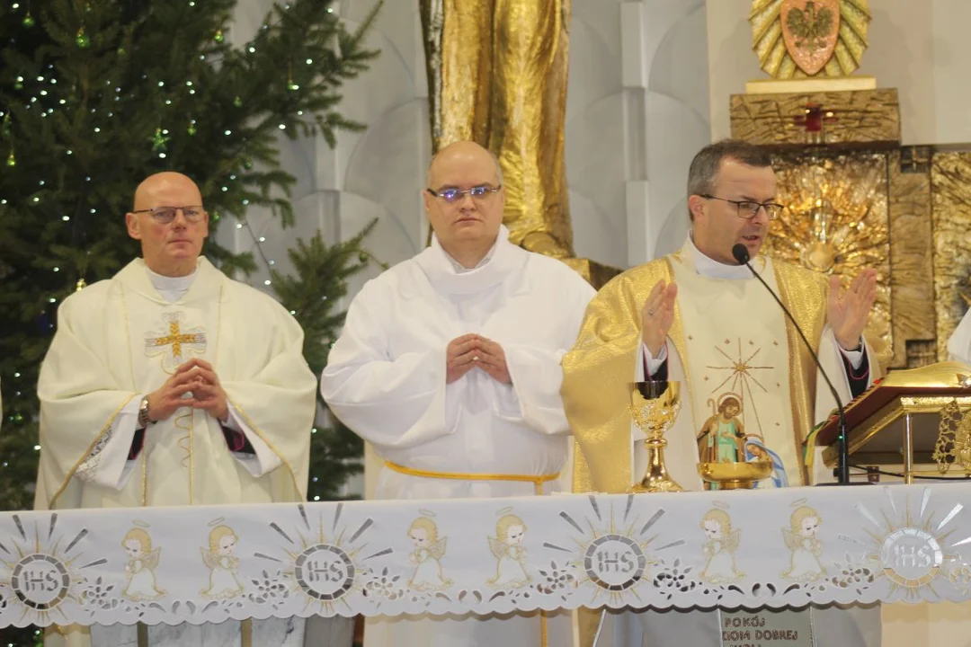 Franciszkanie w Jarocinie rozpoczęli świętowanie 90-lecia z biskupem kaliskim