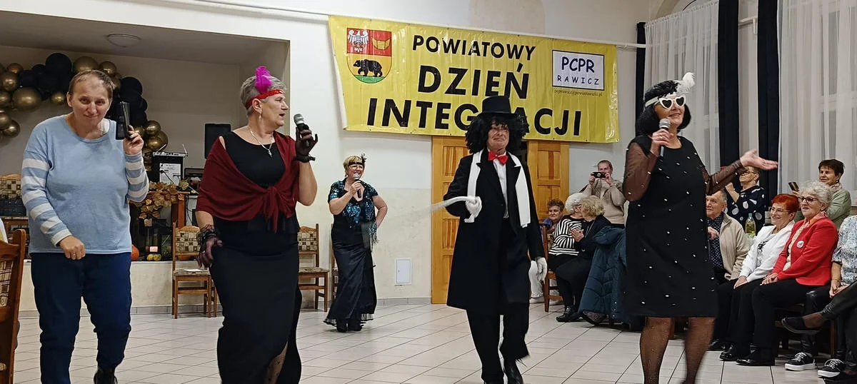 Powiatowy Dzień Integracji tym razem w Dębnie Polskim - Zdjęcie główne