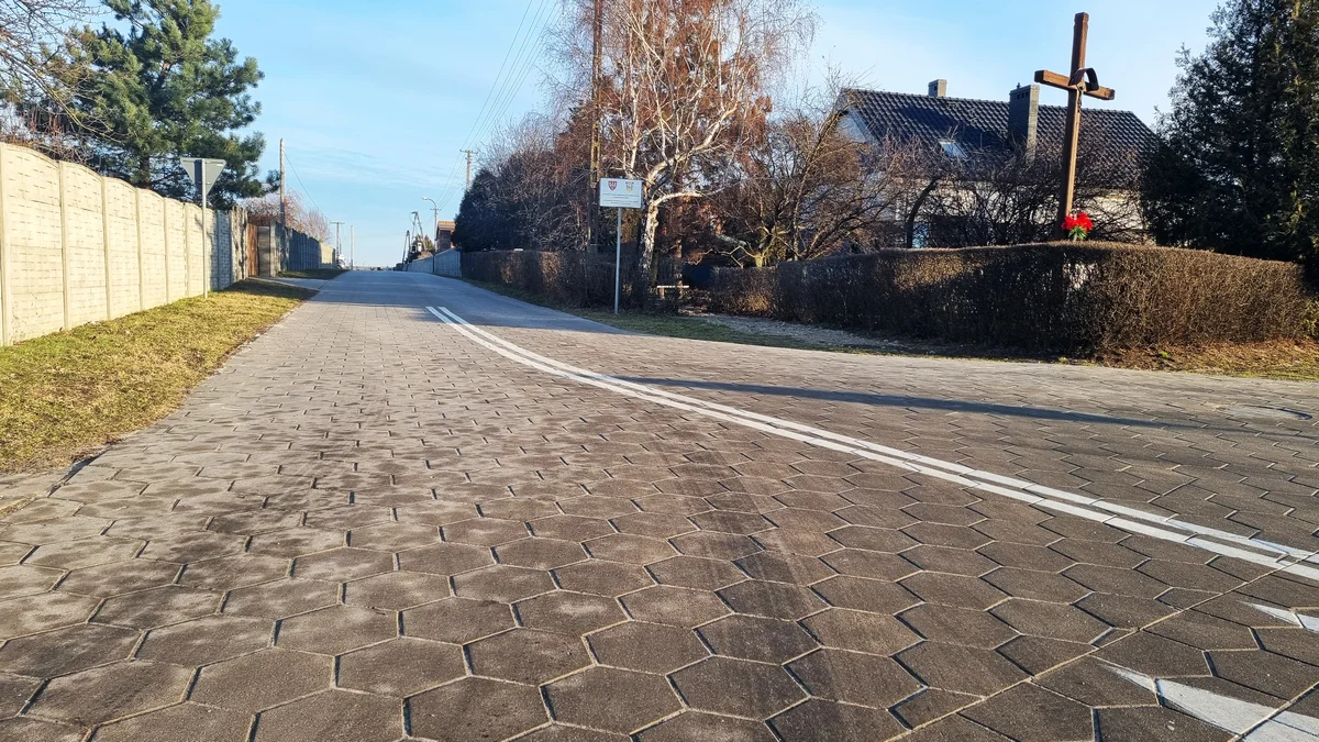 Najważniejsze inwestycje drogowe - przebudowa drogi ul. Polnej w Piaskach