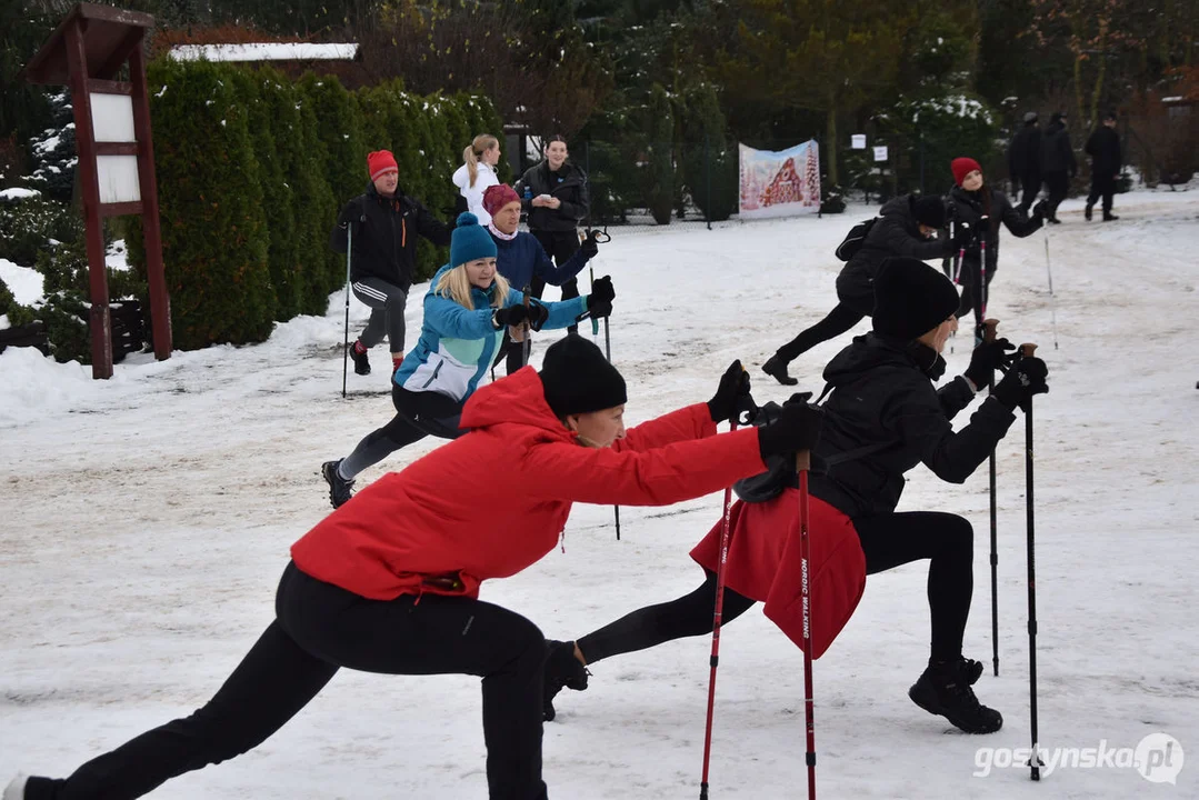 Mikołajkowy Charytatywny Marsz Nordic Walking „Idziemy dla Julki”