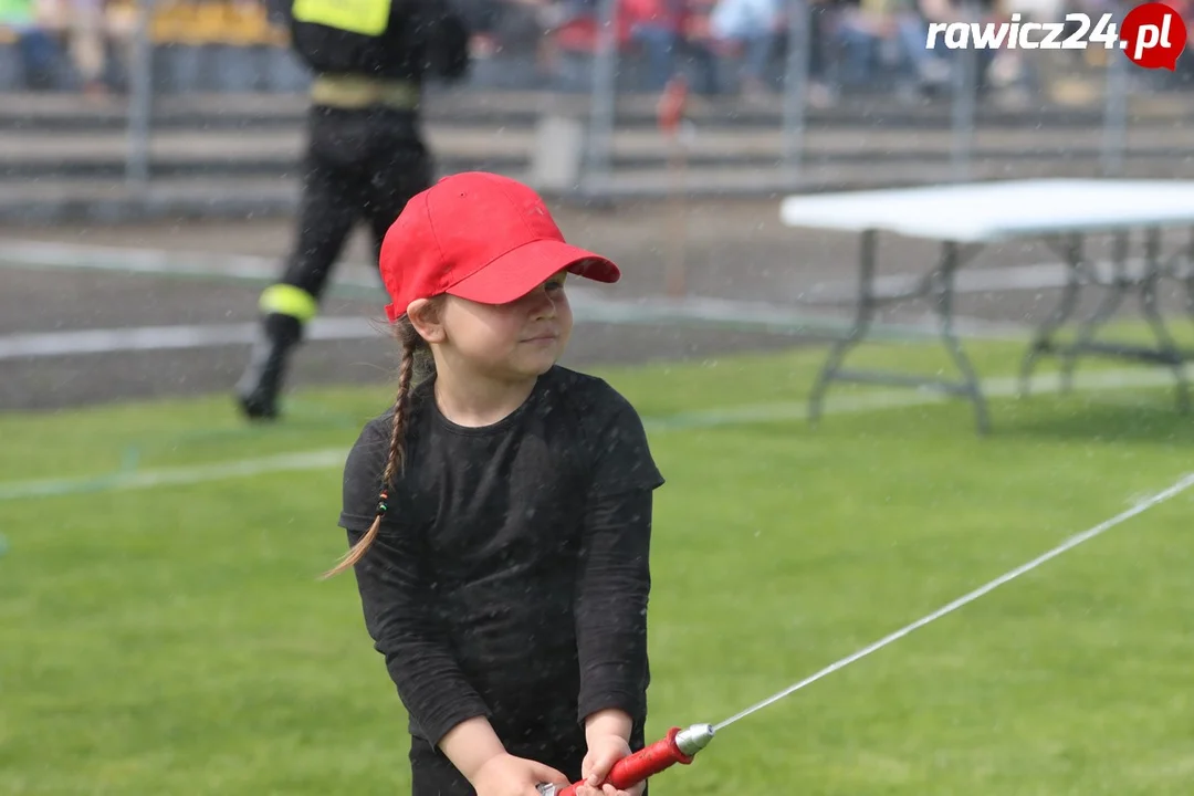 Dziecięce Drużyny Pożarnicze na zawodach w Miejskiej GórceDziecięce Drużyny Pożarnicze na zawodach w Miejskiej Górce