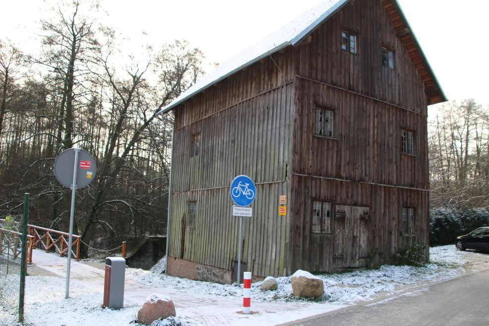 Remont młyna nad Lutynią