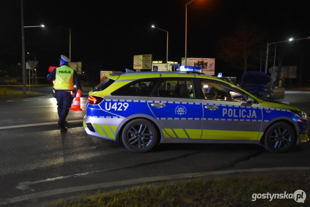 Dwa samochody zderzyły się na DK12, przebiegającej przez Gostyń