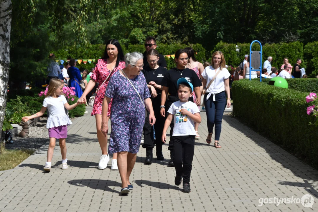 Pierwszy festyn z bł. Edmundem Bojanowskim, przy ochronce Sióstr Służebniczek w Podrzeczu