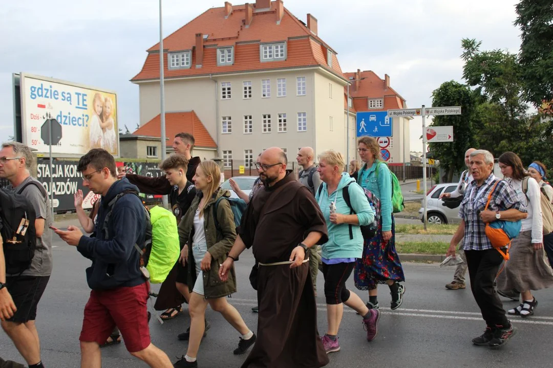 Jutro na nocleg zatrzymają się pielgrzymi z Poznania.  Za miesiąc rozpocznie się pielgrzymka kaliska