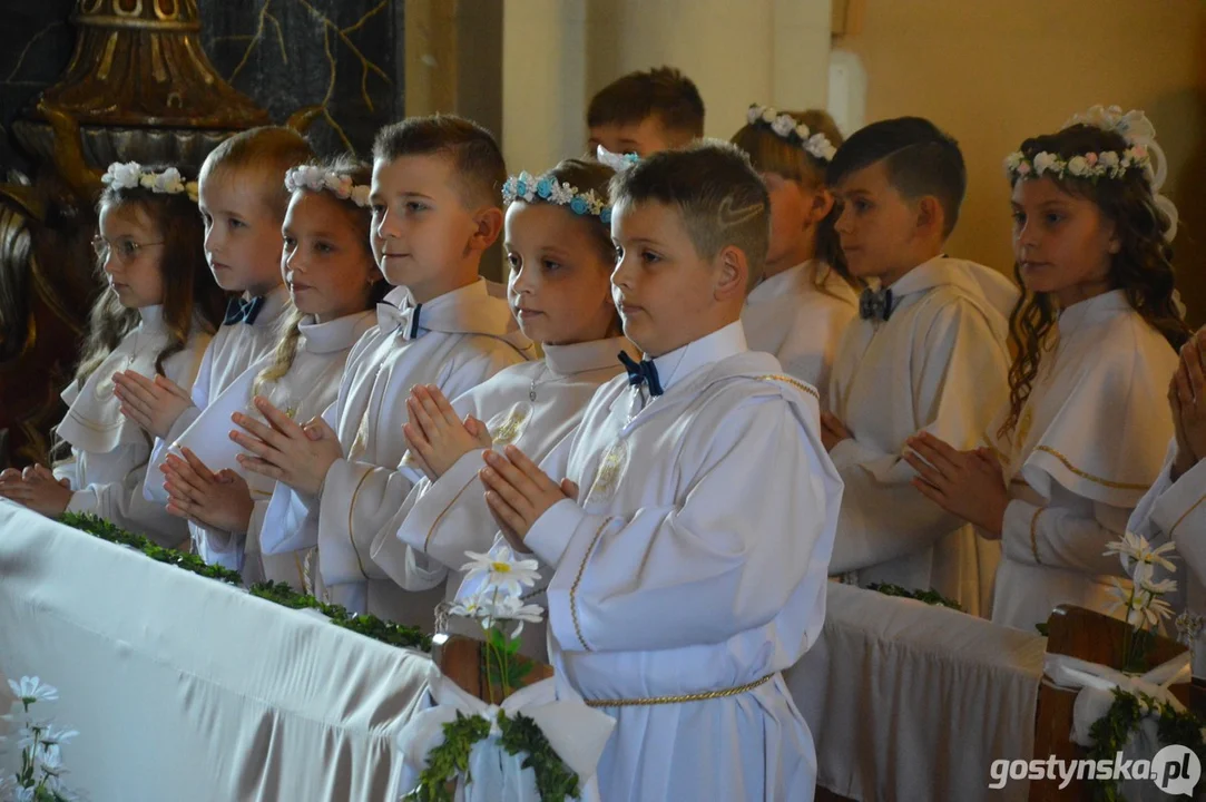 Pierwsza Komunia Św. w parafii pw. św. Jadwigi w Pępowie