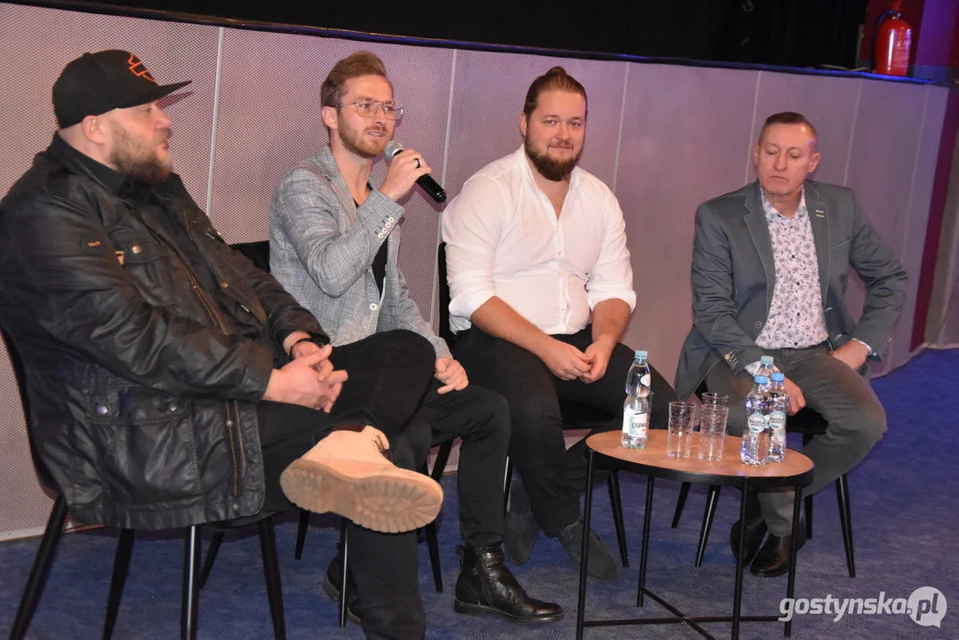 Premiera filmu dokumentalnego z cyklu "Żyję z bólem"  pt. "Zbyszek - jutro zaczyna się dziś"