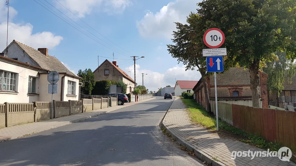 Nowe znaki ograniczające tonaż w Starym Gostyniu i Daleszynie