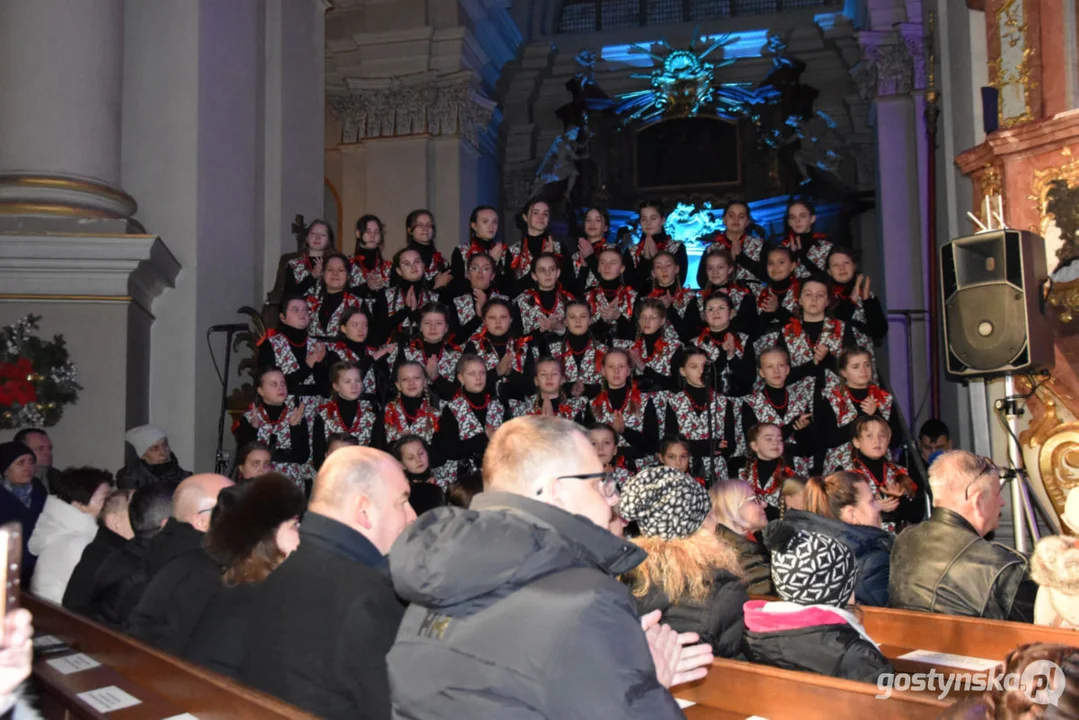 Kolędy i pastorałki "na góralską nutę" - zespół Future Folk w bazylice na Świętej Górze