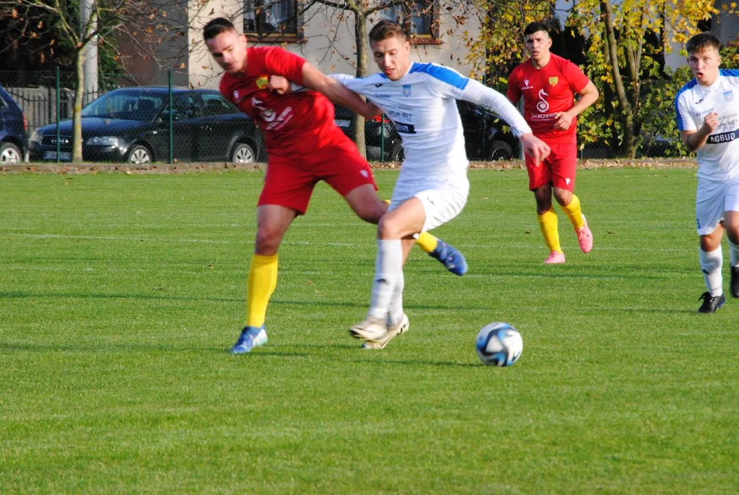 LZS Cielcza wygrywa derby powiatu jarocińskiego w V lidze - Zdjęcie główne