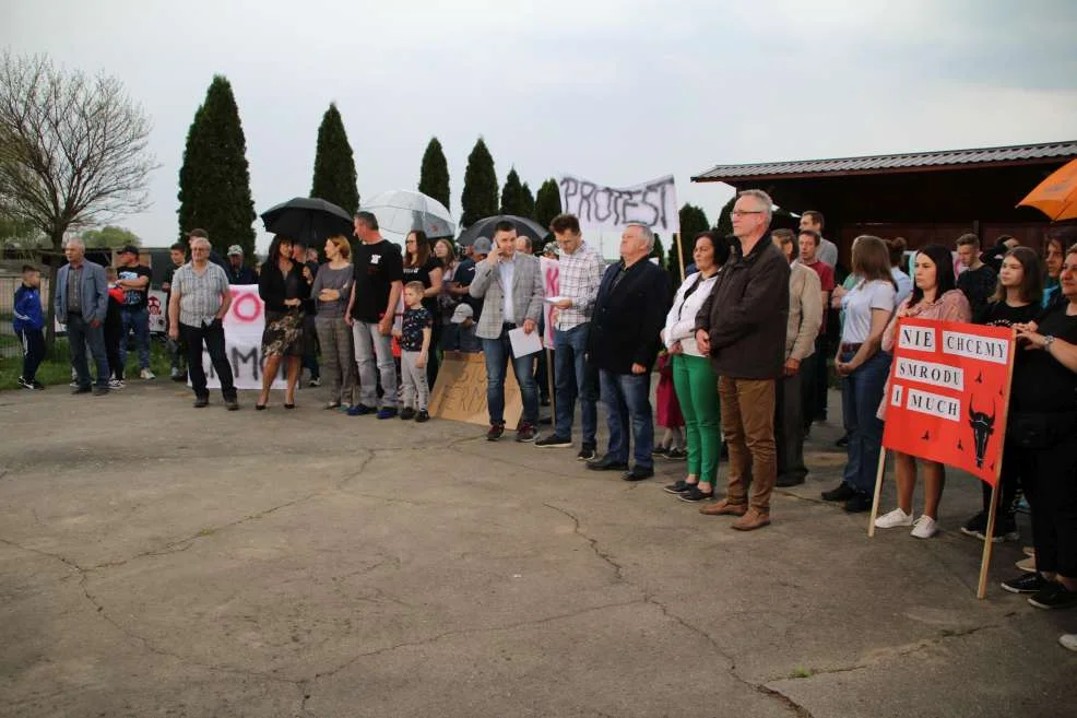 Protest przeciwko budowie ogromnej obowy w Kadziaku