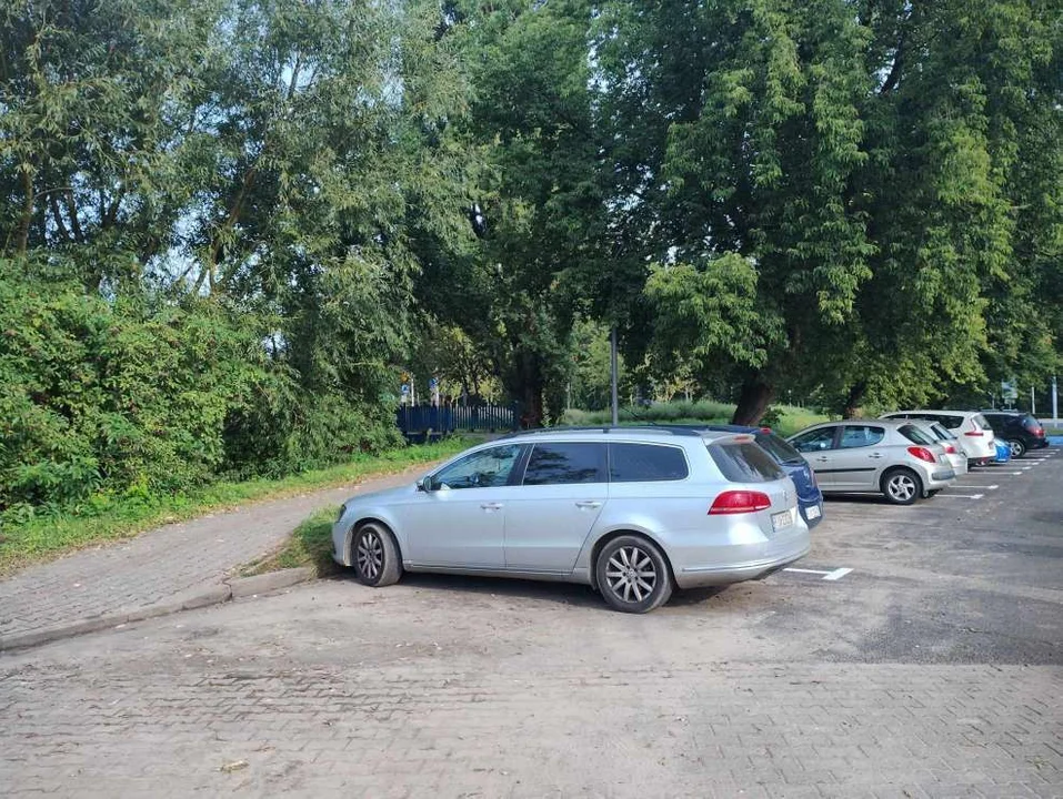 Parking przy ulicy św. Ducha w Jarocinie