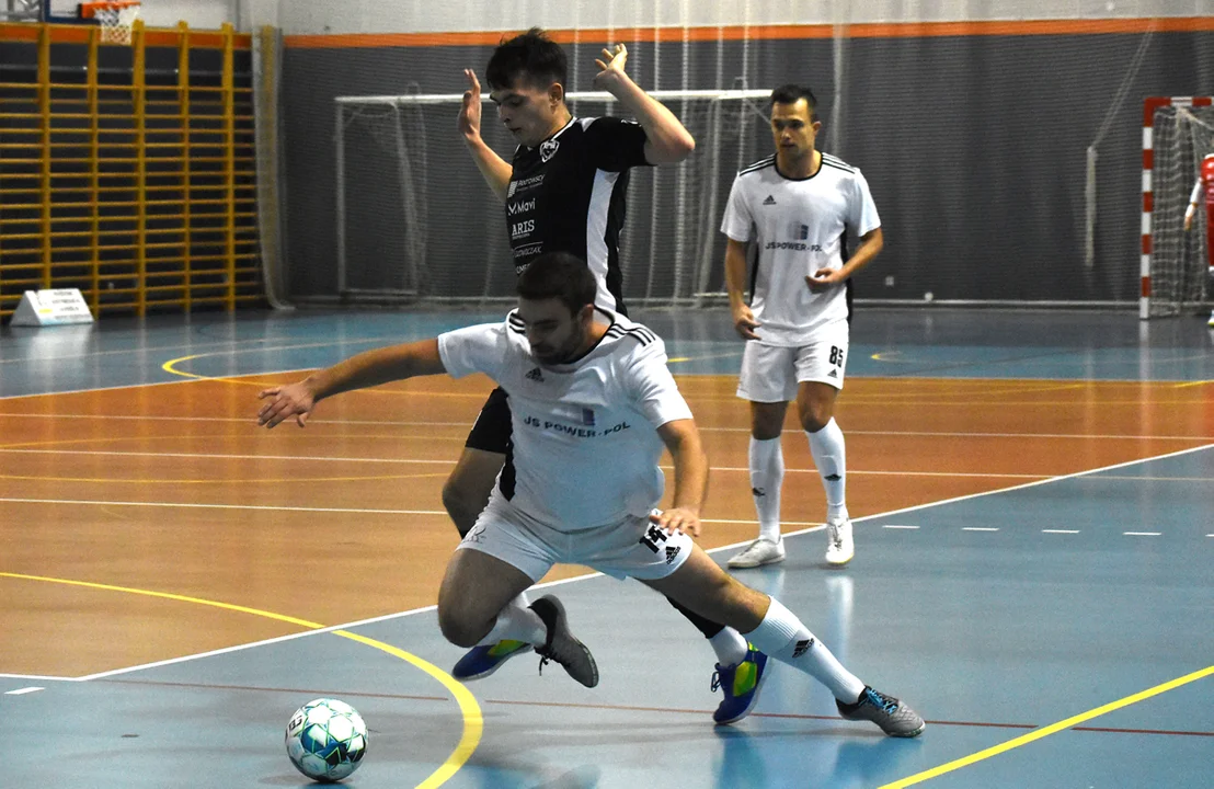 Futsal Gostyń -  CHFT JS Power-Pol Chełmża 4 : 8