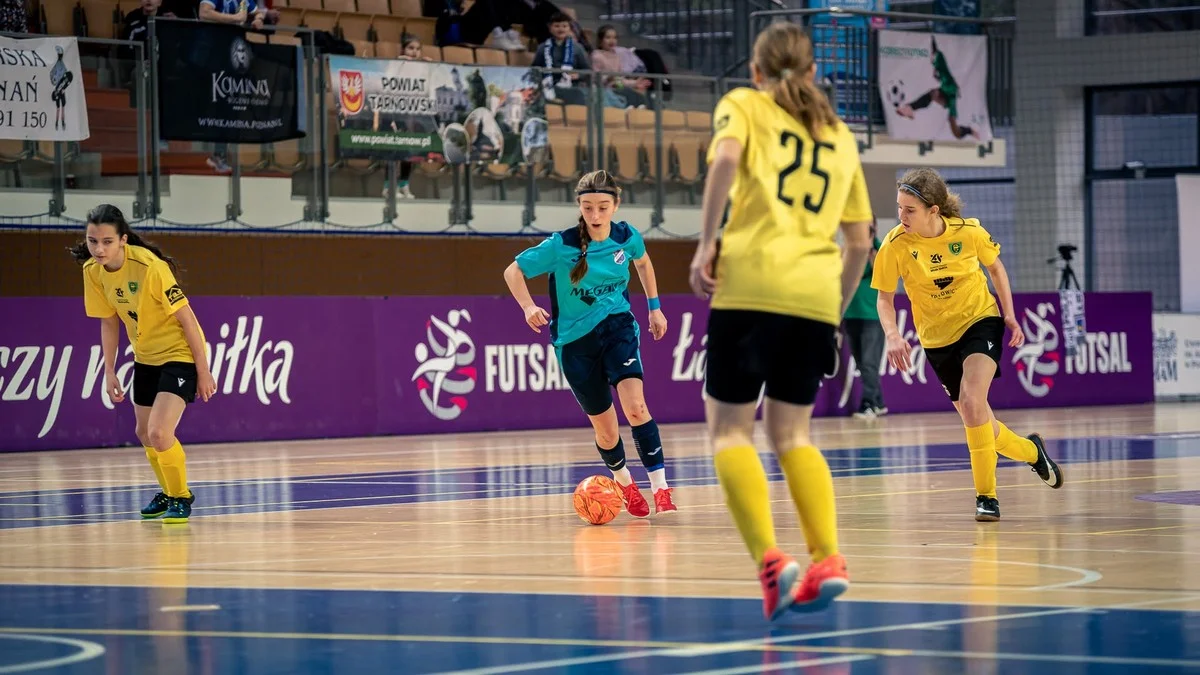 Młodzieżowe Mistrzostwa Polski w futsalu U-15 w Poznaniu. Zwycięstwo Sparty Miejska Górka