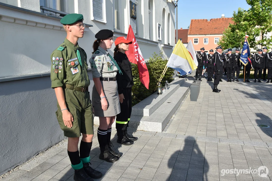 XXI Pielgrzymka Służb Mundurowych do sanktuarium maryjnego na Zdzieżu w Borku  Wlkp.