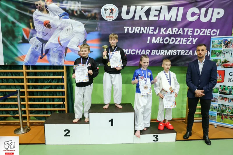 Kobylin. Turniej Karate o Puchar Burmistrza