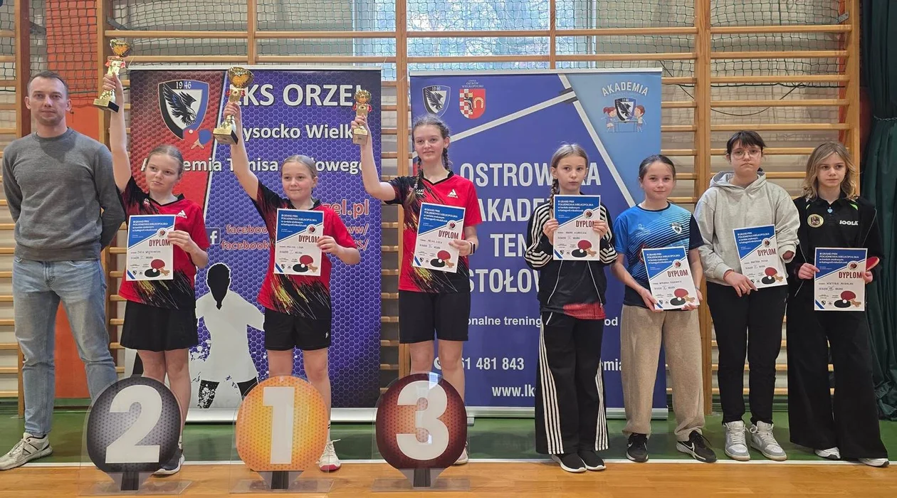 Okręgowe sukcesy tenisistek z powiatu pleszewskiego