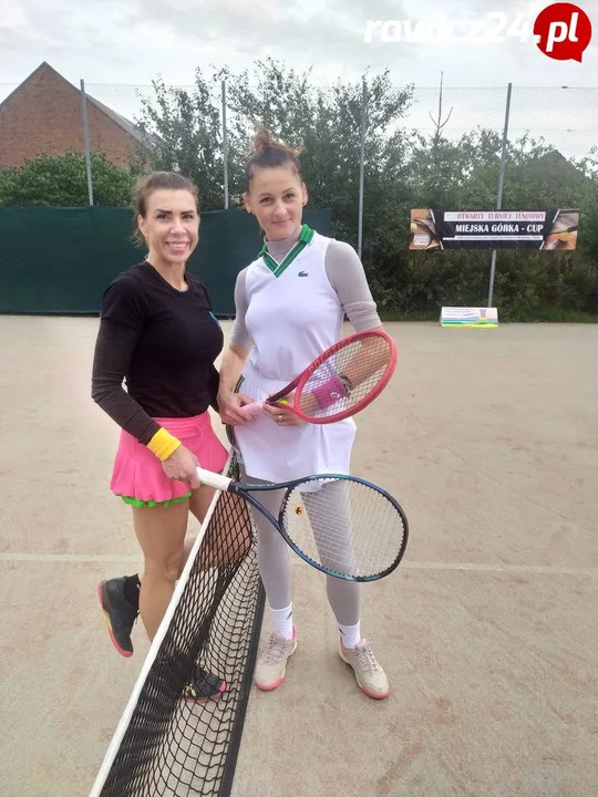 Tenis. Singiel kobiet i debel mężczyzn w Miejskiej Górce