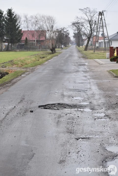 Czy jest szans na remont dróg w Strzelcach Wielkich, Taniecznicy oraz Bodzewie