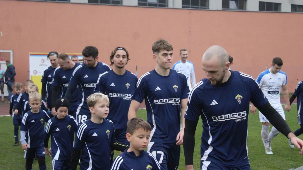 Derby powiatu jarocińskiego. Jarota Jarocin - LZS Cielcza