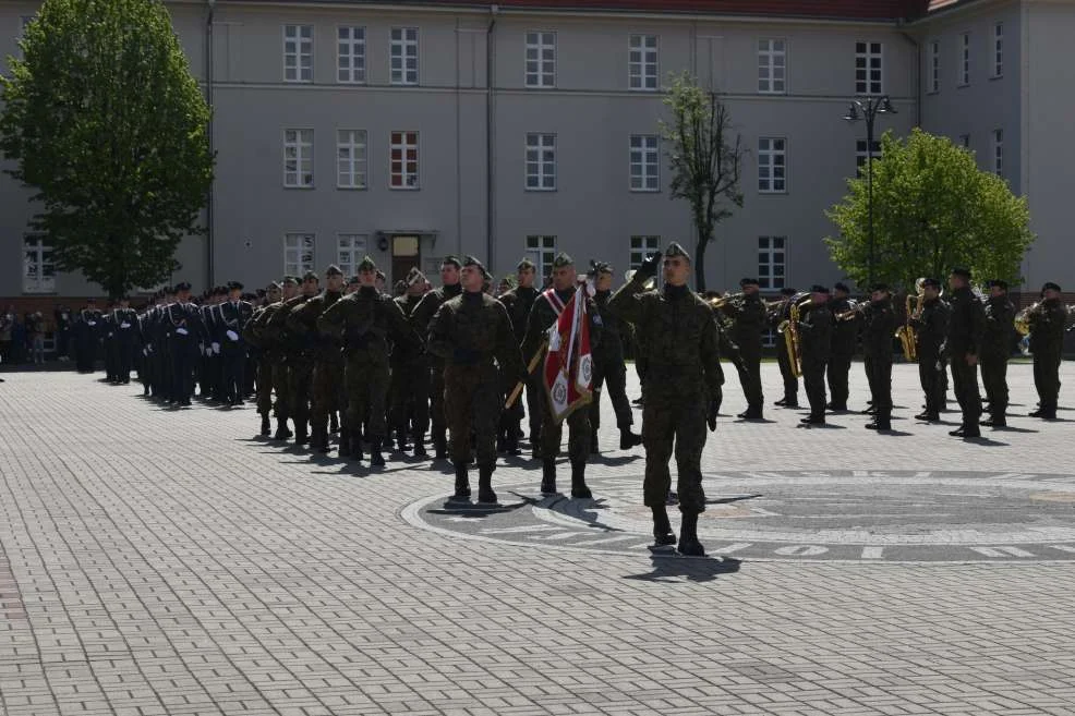 Jubileusz 16. jarocińskiego batalionu remontu lotnisk