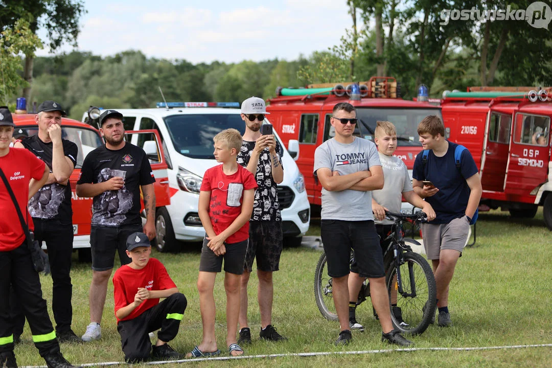 Strażacki Piknik Historyczny w Dzięczynie