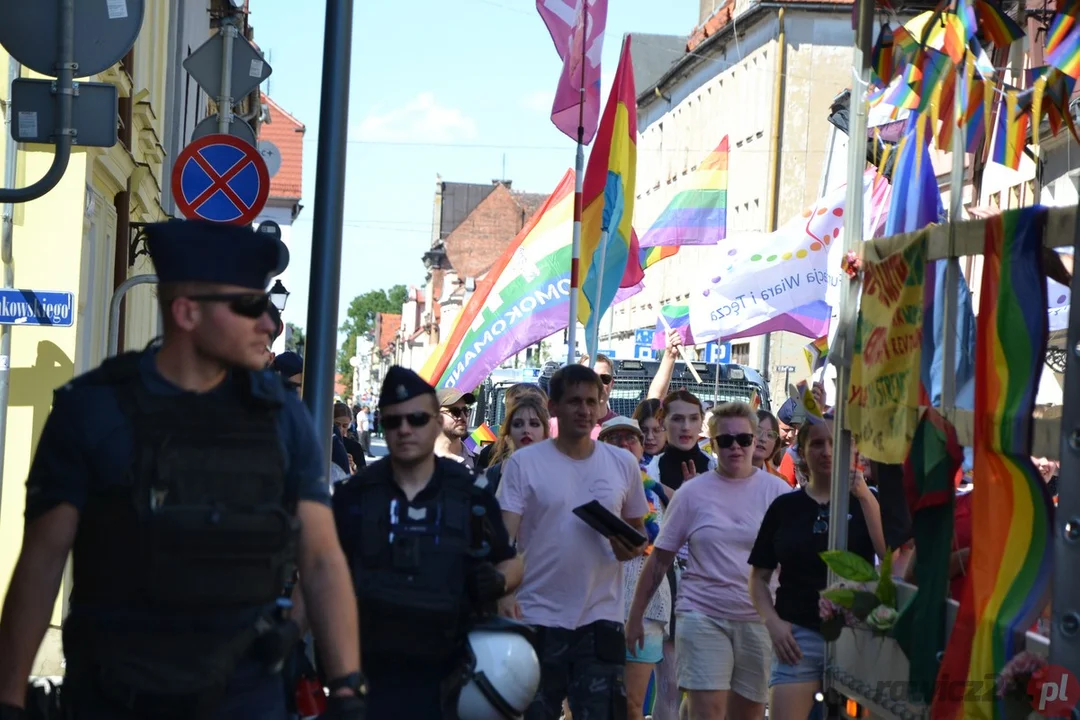 Marsz Równości i kontrmanifestacje w Rawiczu