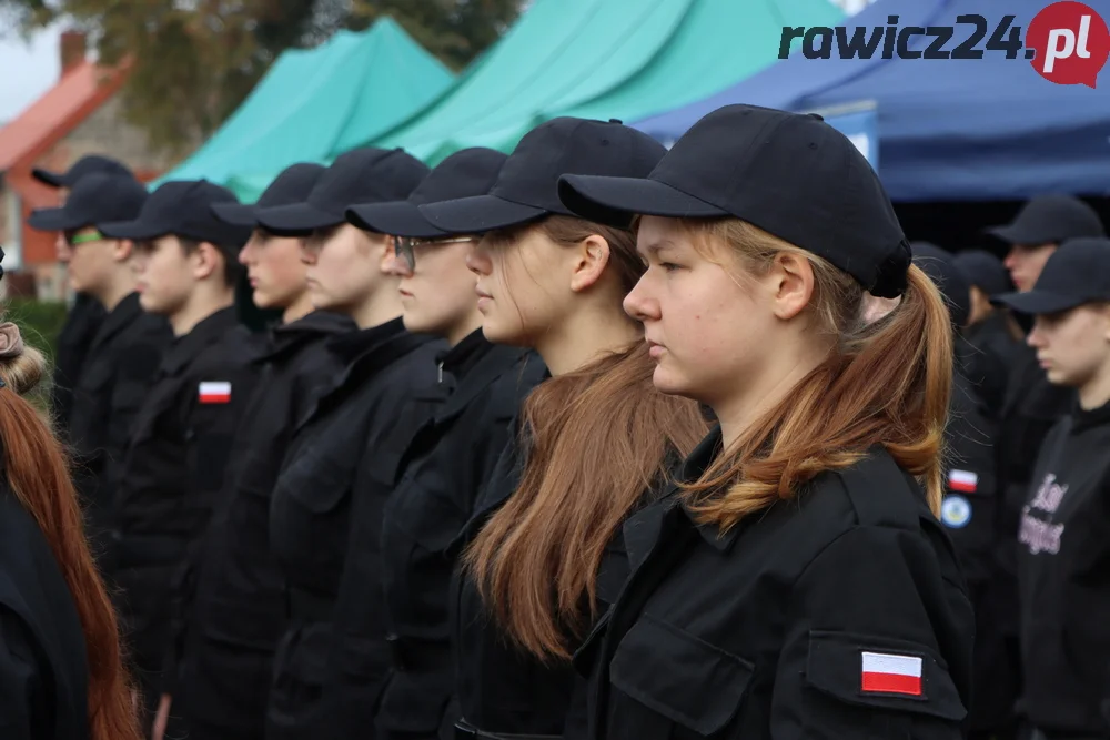 Zgrupowanie klas mundurowych ZS Miejska Górka w Sarnowie