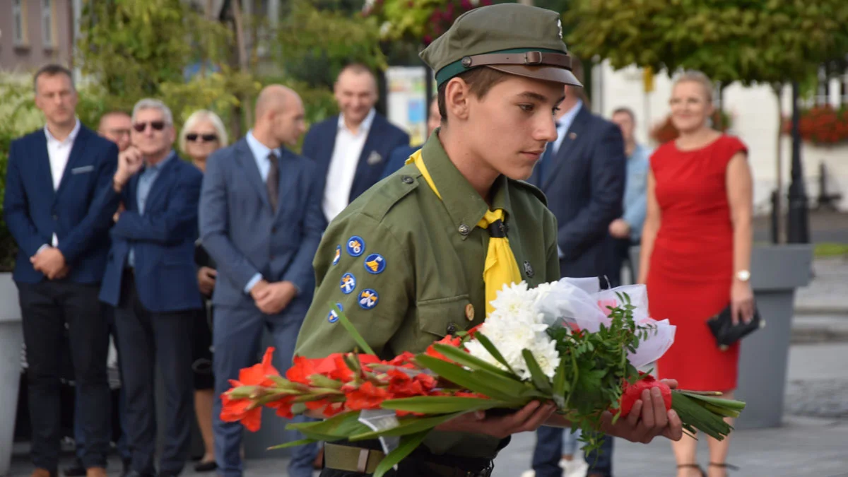 Gostyń obchodził 84. rocznicę wybuchu II wojny światowej. Burmistrz Kulak: „Wojna jest również walką o kulturę” - Zdjęcie główne