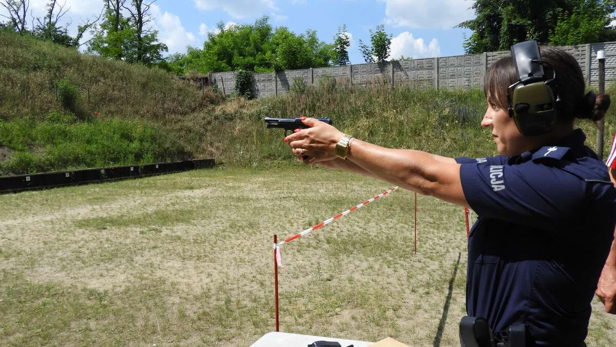 Mł. asp. Erykę Furmankiewicz z Rewiru Dzielnicowych Komendy Powiatowej Policji w Jarocinie.