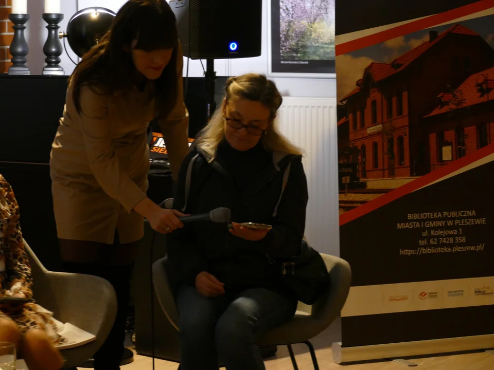 Spotkanie z poetami w pleszewskiej bibliotece