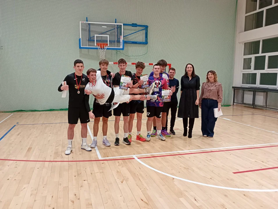 Zagrali w hali ZSPT CKU i wsparli 24. Finał WOŚP - Zdjęcie główne