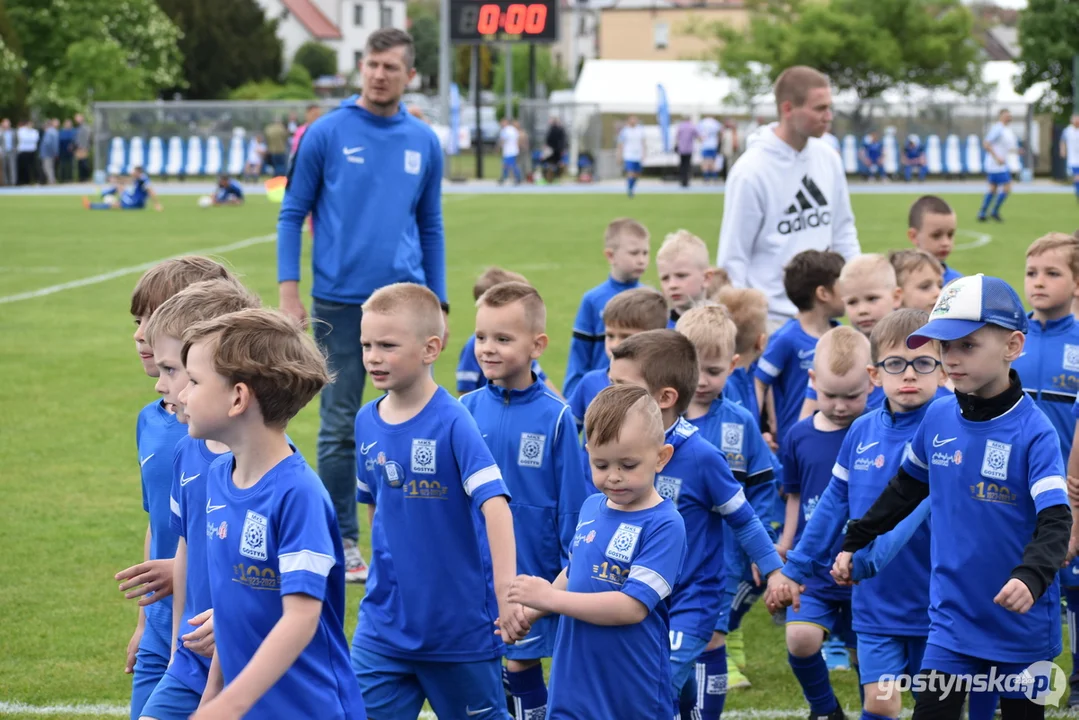 Mecz oldboyów Kani Gostyń i Lecha Poznań na 100-lecie Kani