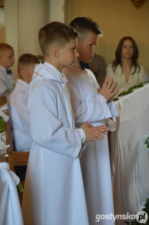 Pierwsza Komunia Św. w parafii pw. św. Jadwigi w Pępowie