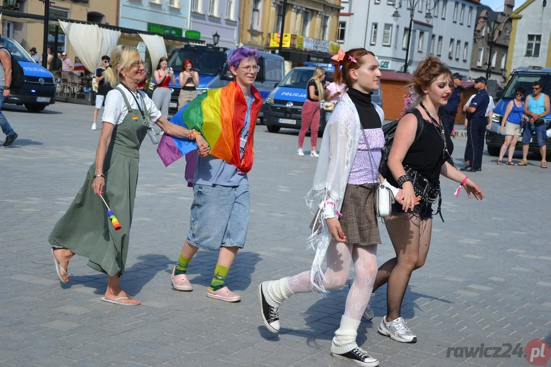 Marsz Równości i kontrmanifestacje w Rawiczu