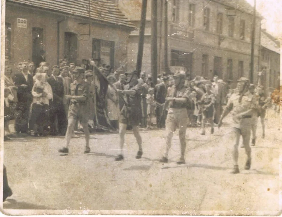 Likwidacja na Wyspie Kasztelańskiej harcówki 4. Drużyny Harcerskiej im. T. Kościuszki w Krobi