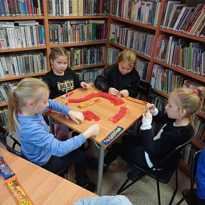 „Mikołajkowe Czytanie” w Bibliotece Publicznej Miasta i Gminy Jarocin