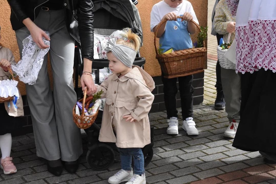 Święcenie potraw w Lutogniewie, Dzierżanowie, Bożacinie i Wróżewach [ZDJĘCIA]