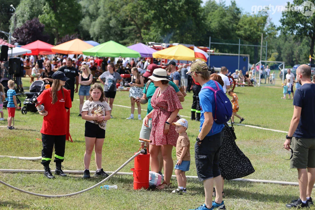 Strażacki Piknik Historyczny w Dzięczynie