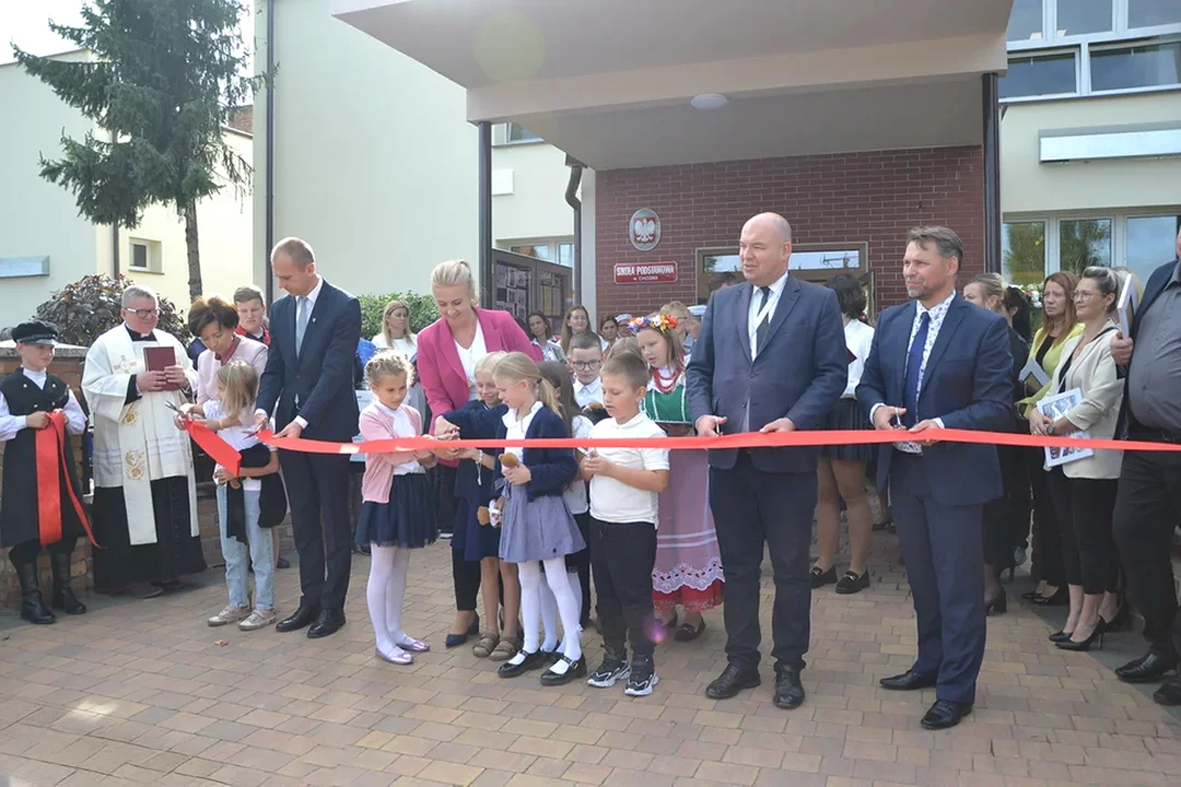 Modernizacja budynku Szkoły Podstawowej i Przedszkola w Chojnie