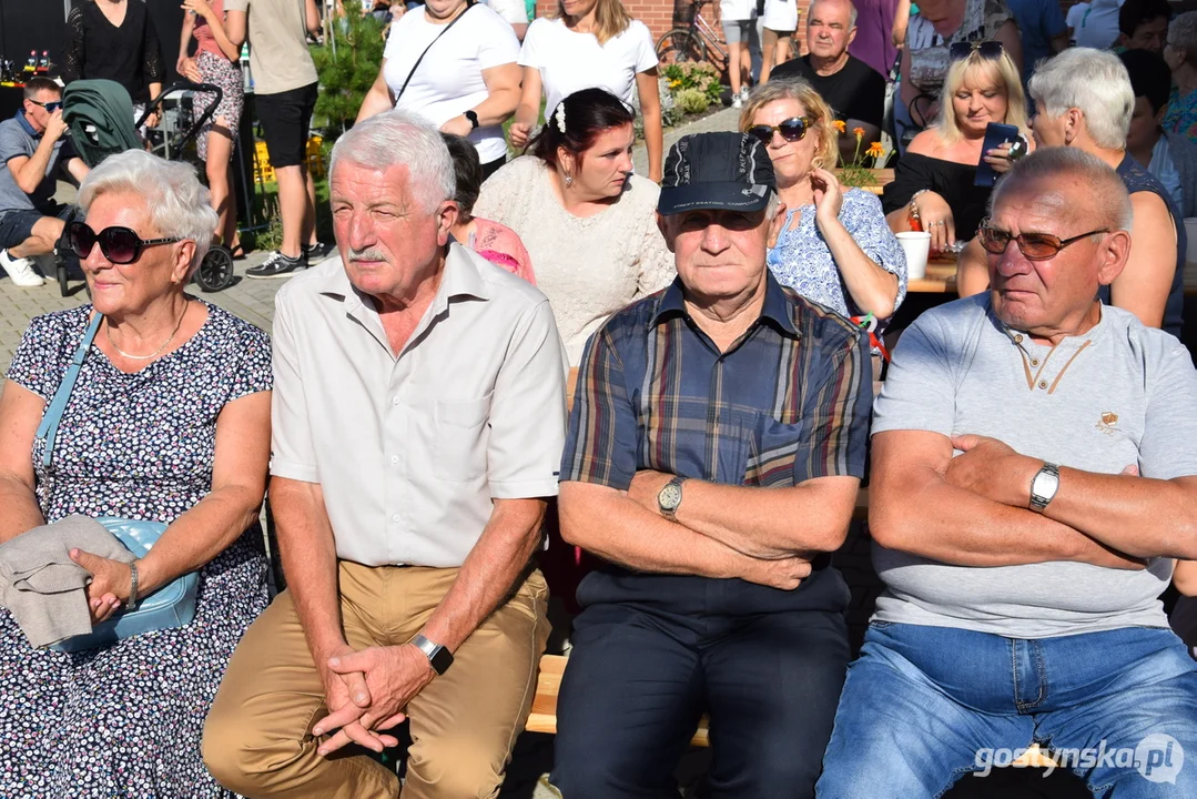 Piknik "Stara gazownia łączy pokolenia" w Krobi FOTO