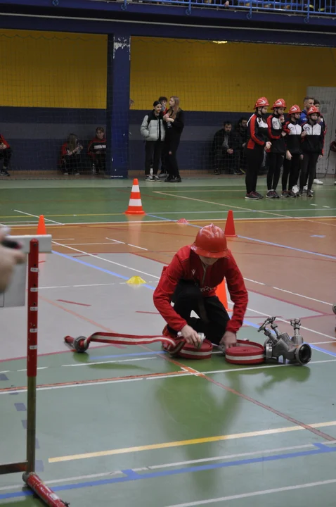 OSP Dzięczyna na Halowym Turnieju Sportowo-Pożarniczym MDP w Ostrzeszowie