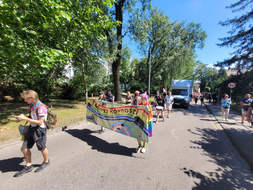 Marsz Równości i kontrmanifestacje w Rawiczu