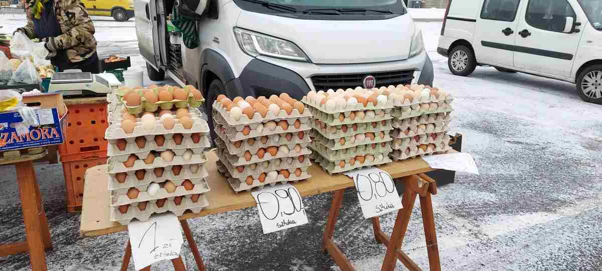 Ceny owoców i warzyw na targu Jarocin