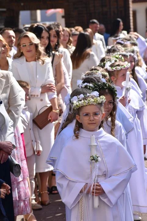 Przyjęcie sakramentu Pierwszej Komunii Św. w parafii pw. św. Mikołaja w Krobi